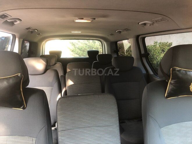 Hyundai H-1 2009, 217,000 km - 2.4 l - Bakı