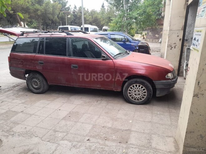 Opel Astra 1997, 337,000 km - 1.6 л - Sumqayıt