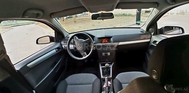 Opel Astra 2005, 170,000 km - 1.4 l - Bakı