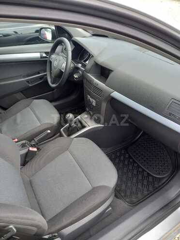 Opel Astra 2004, 158,000 km - 1.4 l - Gəncə