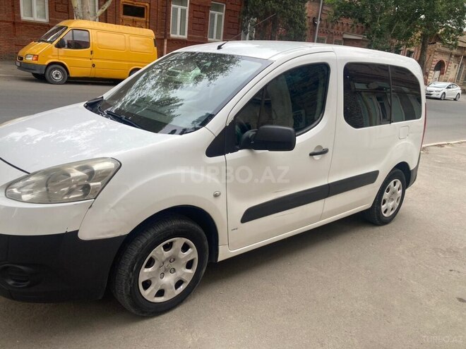 Peugeot Partner 2012, 273,000 km - 1.6 l - Gəncə