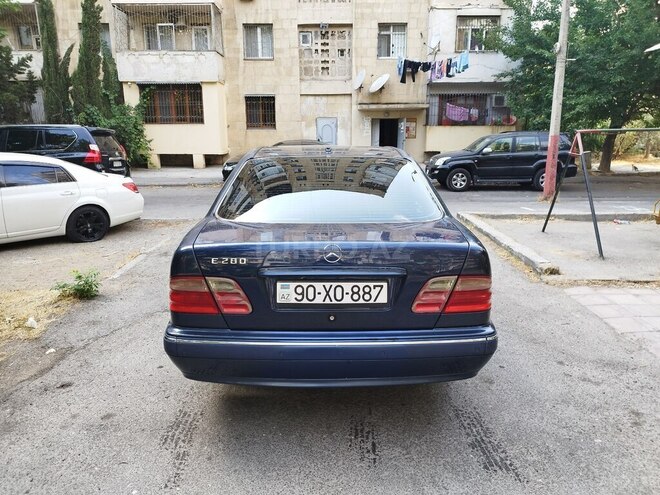 Mercedes E 280 1999, 260,000 km - 2.8 л - Bakı