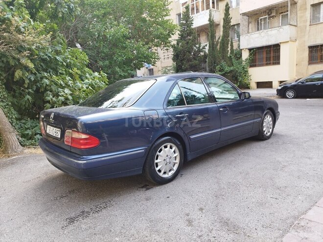 Mercedes E 280 1999, 260,000 km - 2.8 л - Bakı