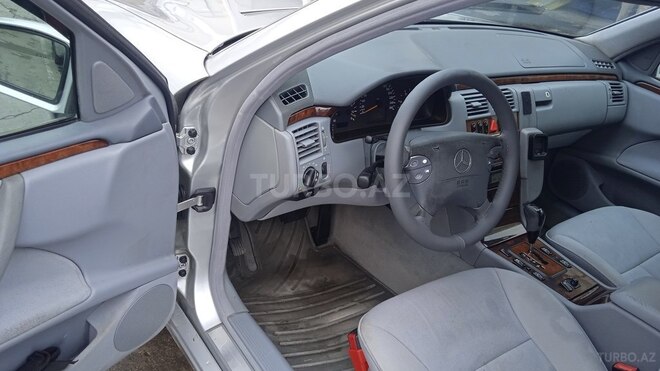 Mercedes E 270 2001, 405,000 km - 2.7 l - Bakı