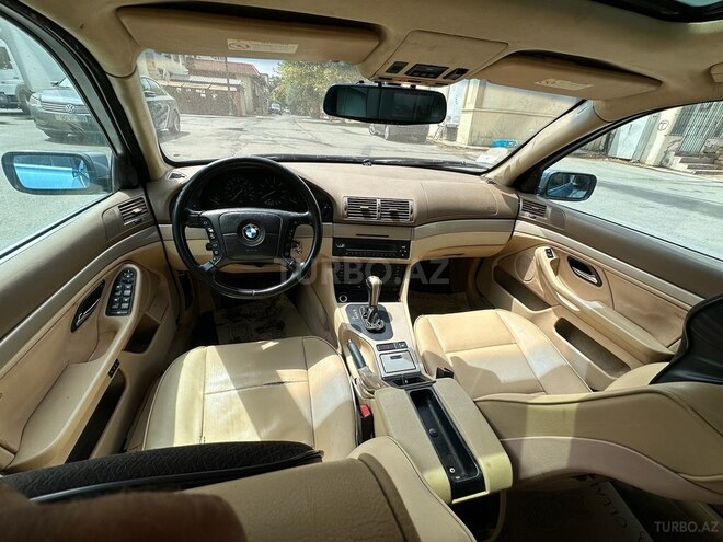 BMW 525 2001, 215,000 km - 2.5 л - Bakı
