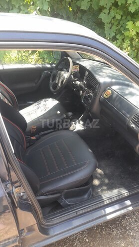Volkswagen Golf 1994, 3,525 km - 2.0 л - Biləsuvar
