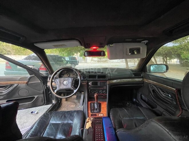 BMW 730 1996, 300,000 km - 3.0 l - Bakı