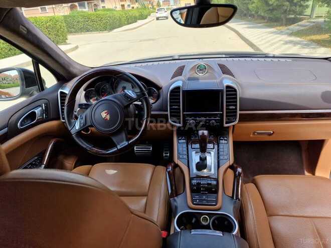 Porsche Cayenne GTS 2012, 76,000 km - 4.8 l - Bakı