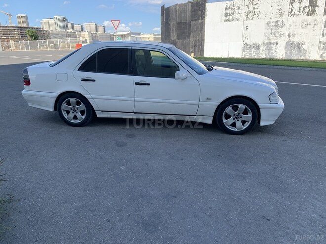 Mercedes C 180 1998, 276,258 km - 1.8 l - Bakı