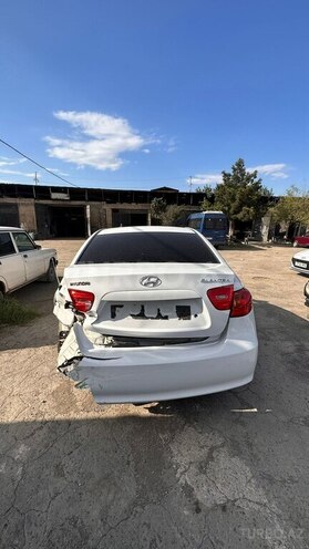 Hyundai Elantra 2007, 280,000 km - 2.0 l - Gəncə