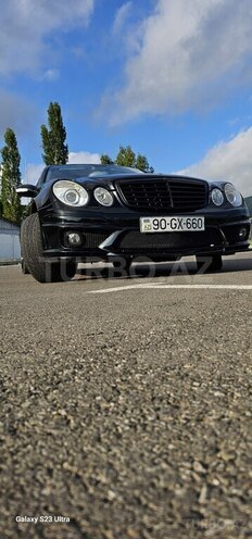 Mercedes E 240 2003, 280,000 km - 2.4 l - Şəki