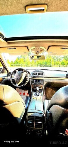 Mercedes E 240 2003, 280,000 km - 2.4 l - Şəki