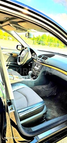 Mercedes E 240 2003, 280,000 km - 2.4 l - Şəki