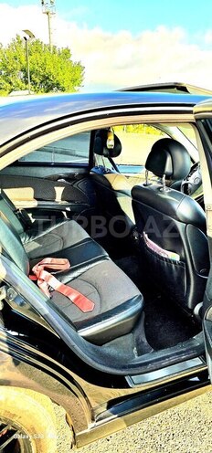 Mercedes E 240 2003, 280,000 km - 2.4 l - Şəki