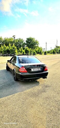 Mercedes E 240 2003, 280,000 km - 2.4 l - Şəki