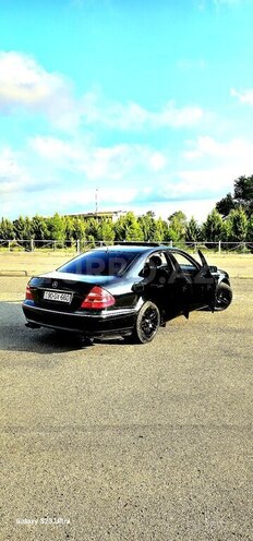 Mercedes E 240 2003, 280,000 km - 2.4 l - Şəki