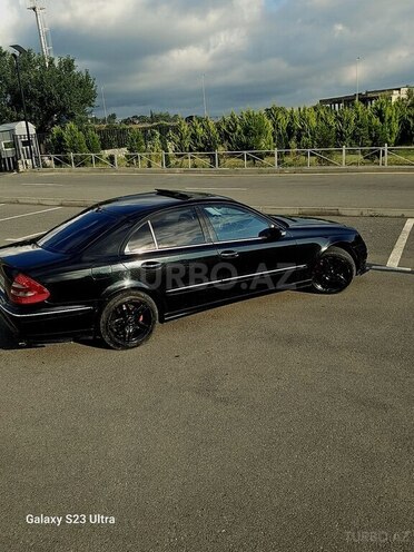 Mercedes E 240 2003, 280,000 km - 2.4 l - Şəki