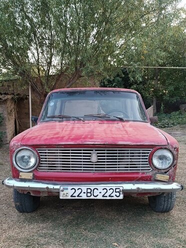 LADA (VAZ) 2101 1982, 333,215 km - 1.6 l - Salyan