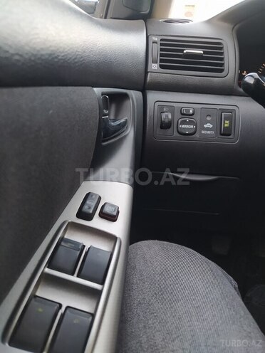 Toyota Corolla 2006, 200,000 km - 1.4 l - Bakı