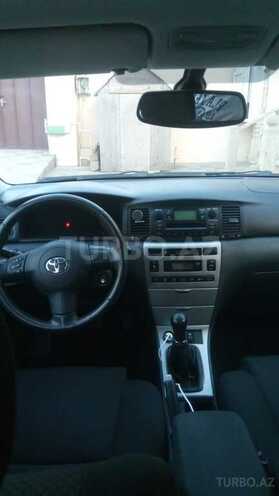 Toyota Corolla 2004, 236,000 km - 1.4 l - Bakı
