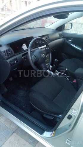 Toyota Corolla 2004, 236,000 km - 1.4 l - Bakı