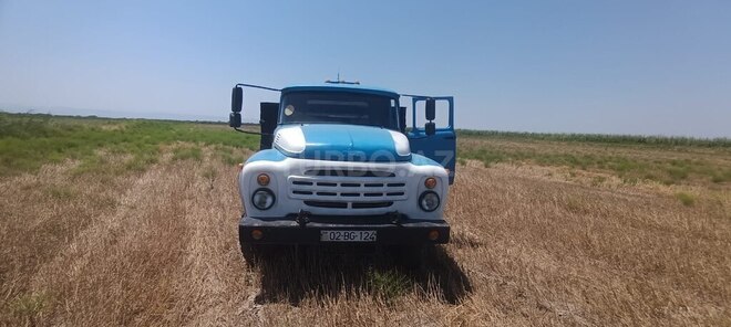 ZIL 131 1988, 289,000 km - 4.7 l - Neftçala
