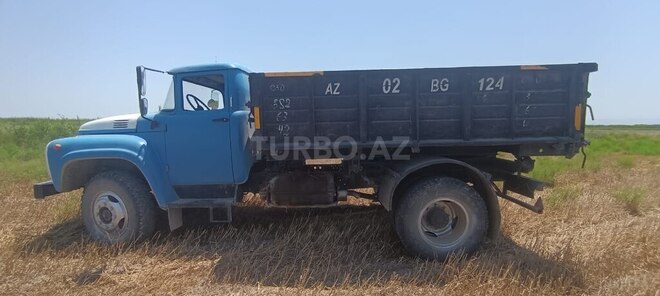 ZIL 131 1988, 289,000 km - 4.7 l - Neftçala