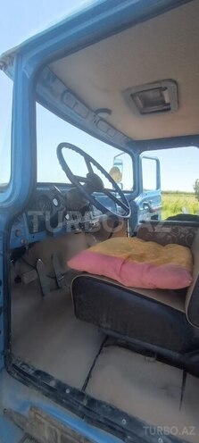 ZIL 131 1988, 289,000 km - 4.7 l - Neftçala