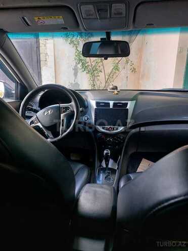 Hyundai Accent 2012, 245,828 km - 1.6 l - Yevlax