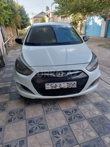 Hyundai Accent 2012, 245,828 km - 1.6 l - Yevlax