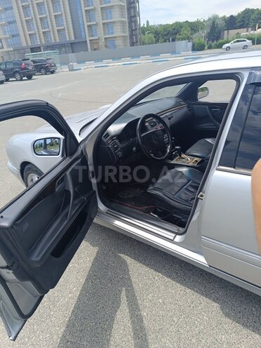 Mercedes E 220 1998, 449,000 km - 2.2 л - Sumqayıt