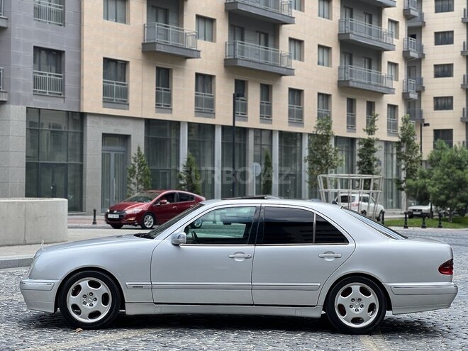 Mercedes E 220 2000, 467,856 km - 2.2 l - Bakı