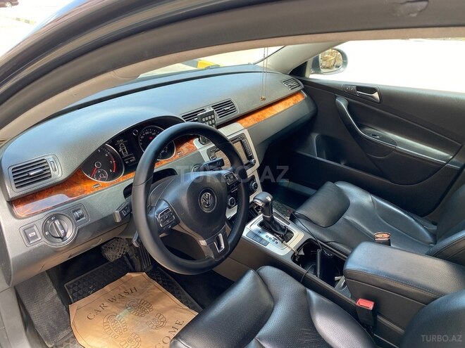 Volkswagen Passat 2010, 250,000 km - 2.0 l - Bakı