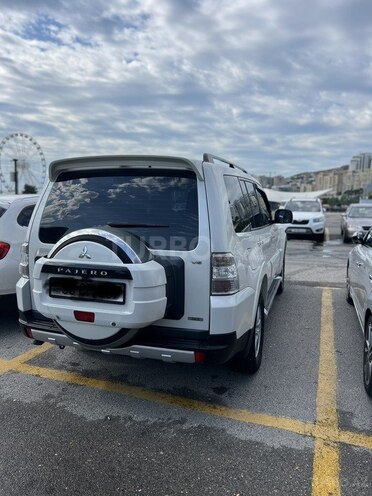 Mitsubishi Pajero 2008, 185,200 km - 3.0 л - Bakı