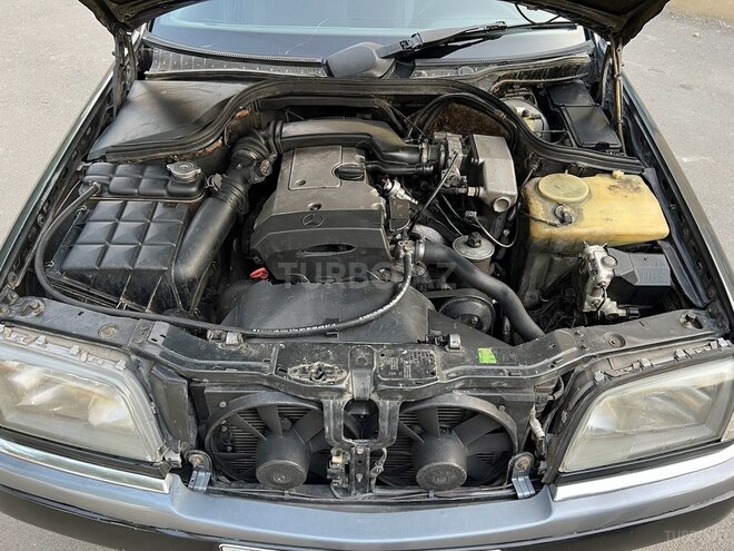 Mercedes C 220 1993, 25,000 km - 2.2 л - Bakı
