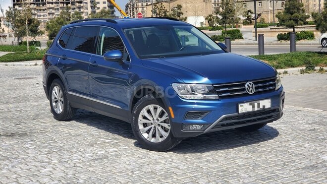 Volkswagen Tiguan 2018, 35,000 km - 2.0 l - Bakı