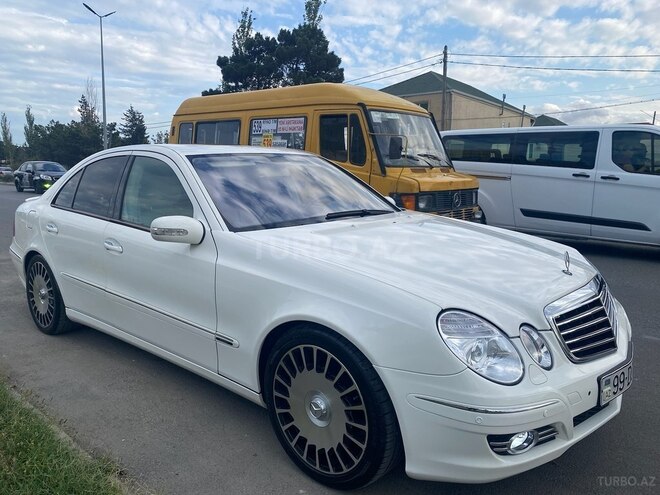 Mercedes E 320 2003, 262,000 km - 3.2 л - Sumqayıt