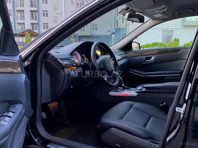 Mercedes E 200 2012, 228,000 km - 1.8 l - Bakı