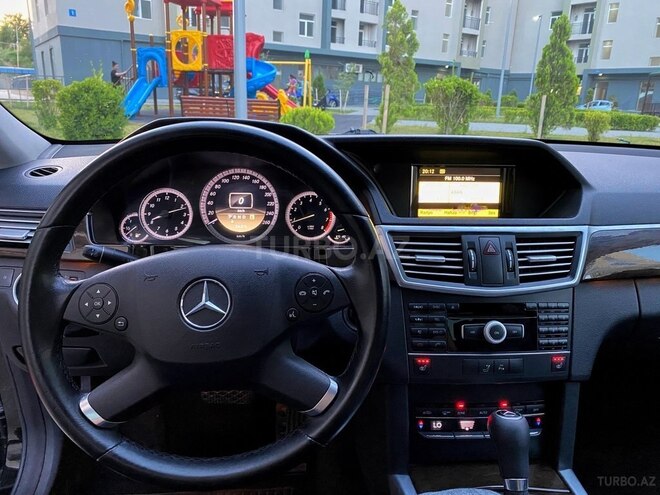 Mercedes E 200 2012, 228,000 km - 1.8 l - Bakı