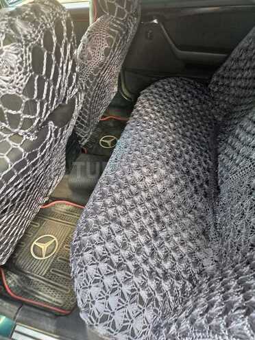 Mercedes C 200 1996, 300,476 km - 2.0 л - Bakı