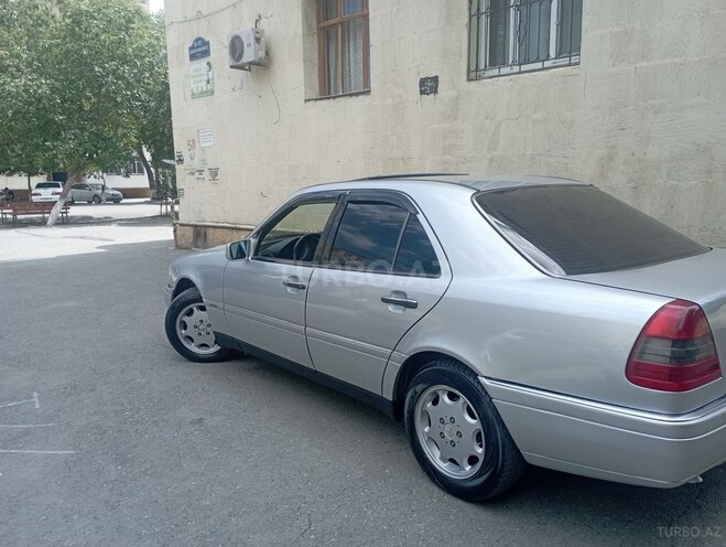 Mercedes C 200 1995, 365,236 km - 2.0 л - Sumqayıt