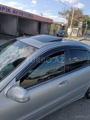 Mercedes C 240 2000, 560,000 km - 2.4 l - Bakı