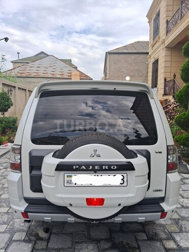 Mitsubishi Pajero 2014, 159,000 km - 3.5 л - Bakı
