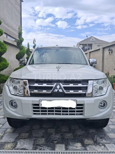 Mitsubishi Pajero 2014, 159,000 km - 3.5 л - Bakı