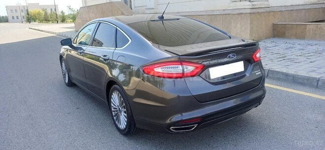Ford Fusion 2015, 278,000 km - 2.0 l - Ağdaş