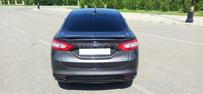 Ford Fusion 2015, 278,000 km - 2.0 l - Ağdaş