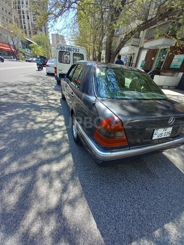 Mercedes C 180 1997, 595,000 km - 1.8 l - Bakı