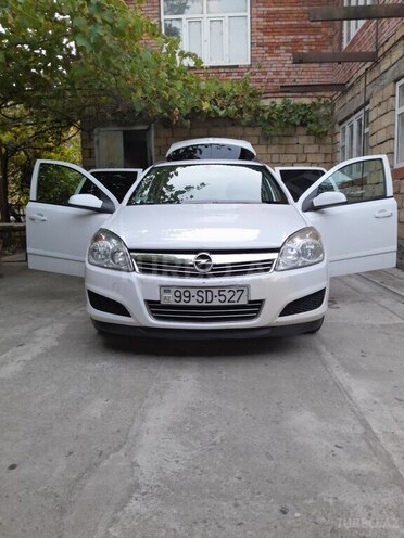 Opel Astra 2009, 395,000 km - 1.3 л - Masallı