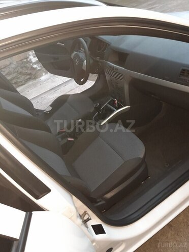 Opel Astra 2009, 395,000 km - 1.3 л - Masallı