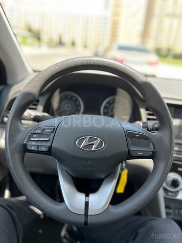 Hyundai Elantra 2019, 24,000 km - 2.0 l - Bakı